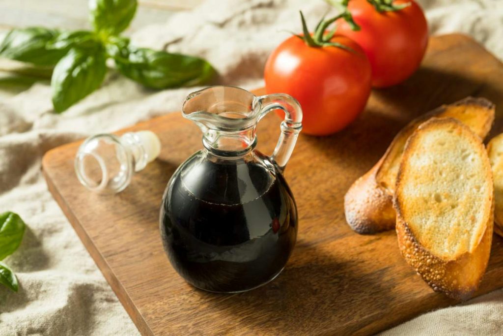 Se pensi che l’aceto balsamico serva solo per l’insalata, aspetta di provarlo così: digestione top