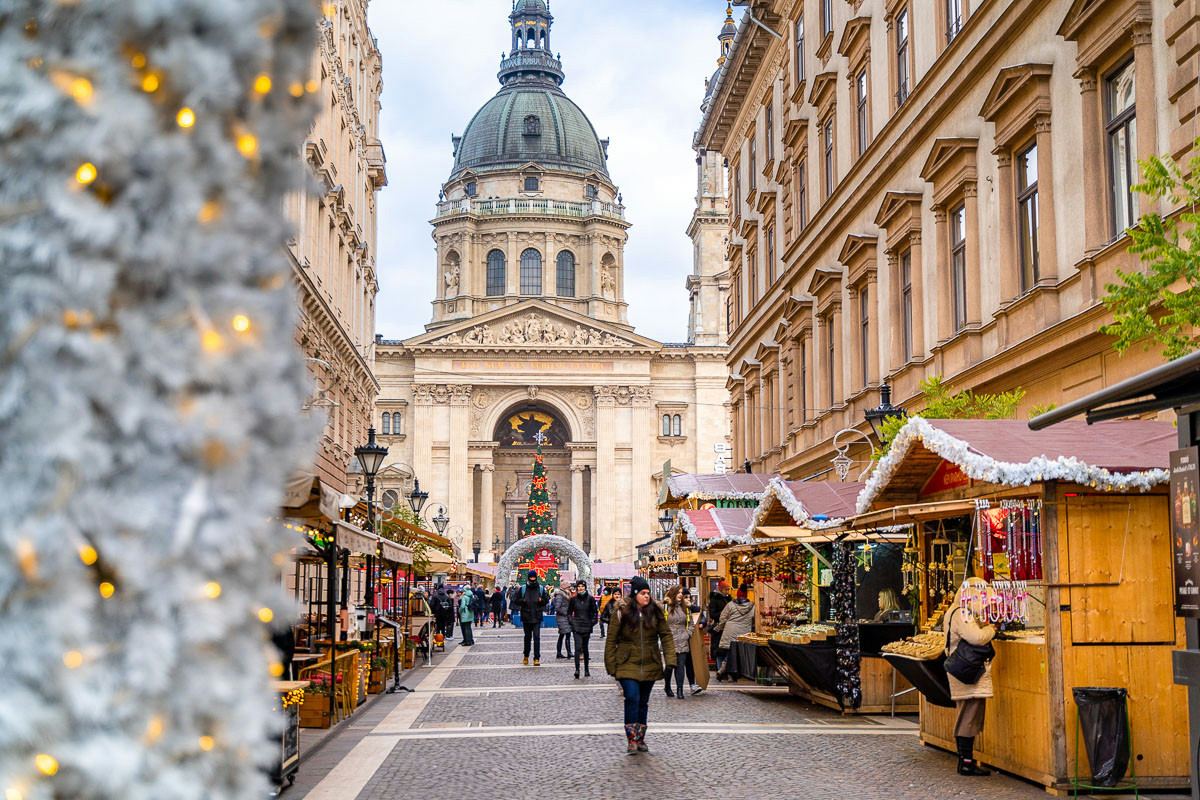 Se sogni i mercatini di Natale autentici, questa città sul Danubio ti farà cambiare meta